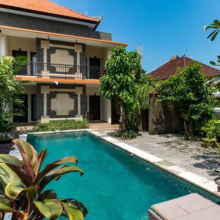 Eddys Cottages & Villa-2