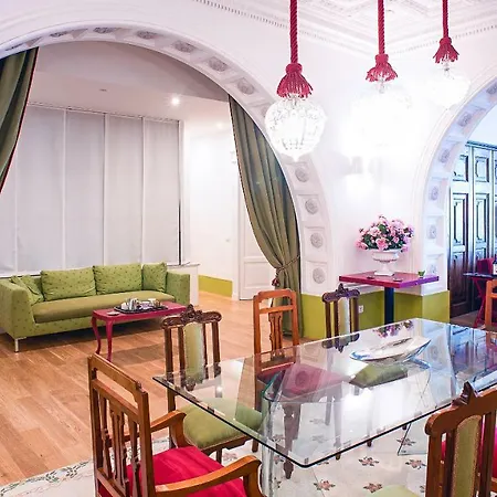 Donna Giulia, Luxury House-3