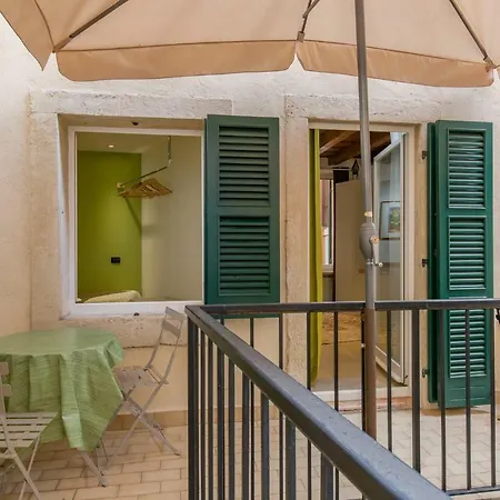 Vecchia Verona Rooms & Apartments-3