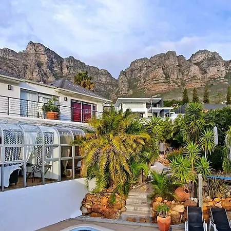 Villa Surprise Guesthouse-3