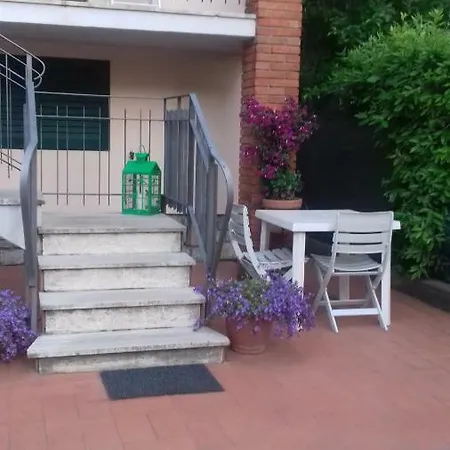 Gino'S House-2