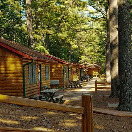 Log Cabins At Meadowbrook Resort-3