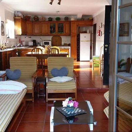 Country House Alfarim-3