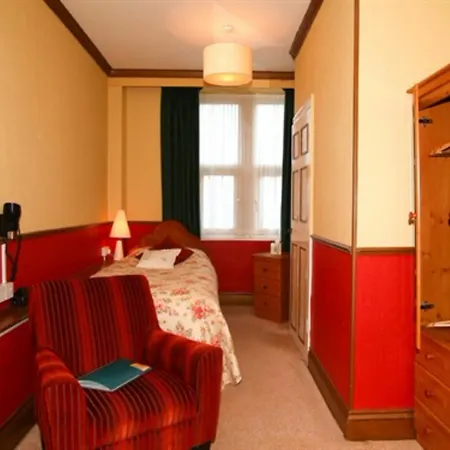 Meare Manor-3