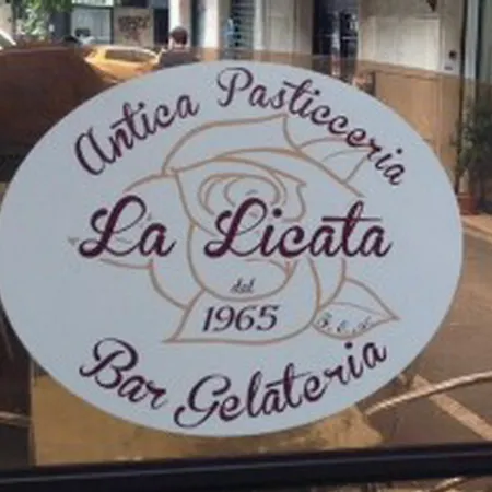 In Roma Life-3