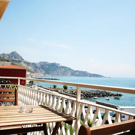 Mediterraneo Guesthouse-2