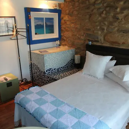 Micro-Hostal La Puerta del Perdón-3