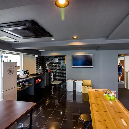 Santiago Guesthouse Hiroshima-2