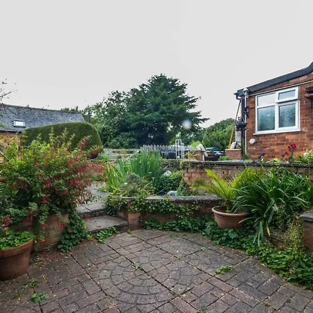 Featherbed Cottage-3