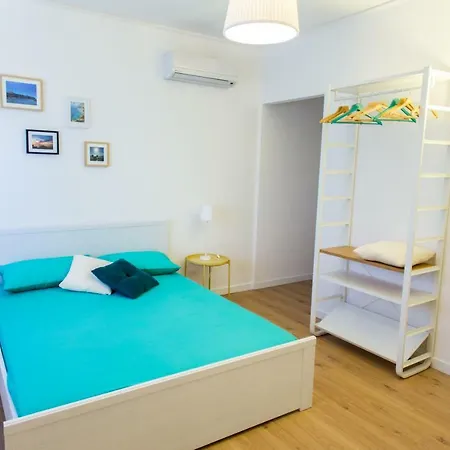 Mondello Beach Rooms - By The Sea-2