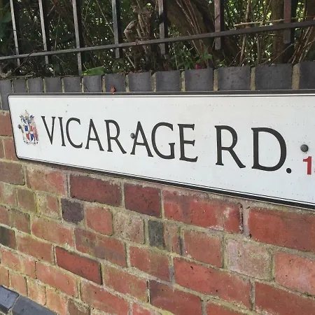 Vicarage Lodge Birmingham-3