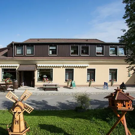 Gaststätte&Pension Waldquell-2