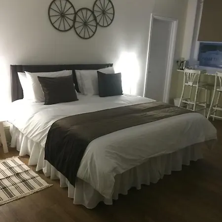 Good Intent Rooms-2