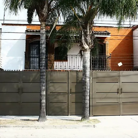 Suites ciento 37-3