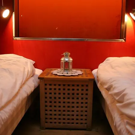 Utter Inn-3