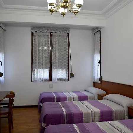 Hostal Oviedo-2