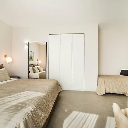 Garda Room-2