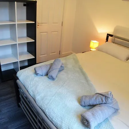 Old Swan Guest House-2