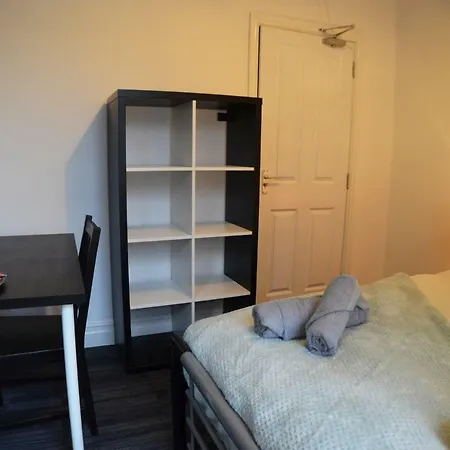 Old Swan Guest House-2