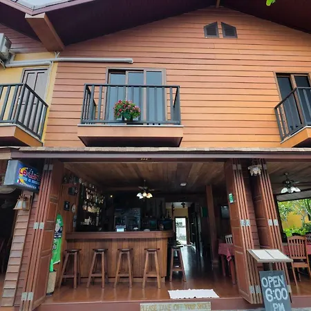 La Luna Italian Restaurant & Accommodation-2