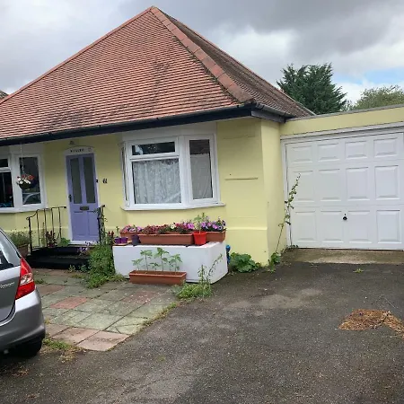 Debbie'S Digs-2