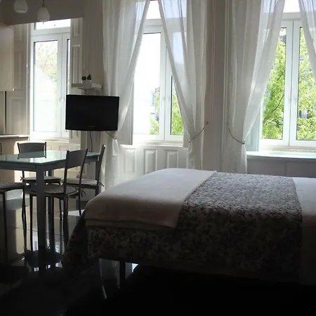 Pinho Apartments, Studios And Rooms-2