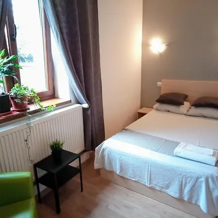 Central Guesthouse (Adults Only)-3
