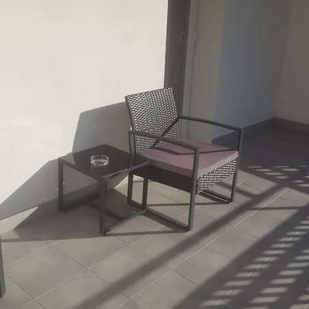 Deluxe Hostels & Suites Merida-2
