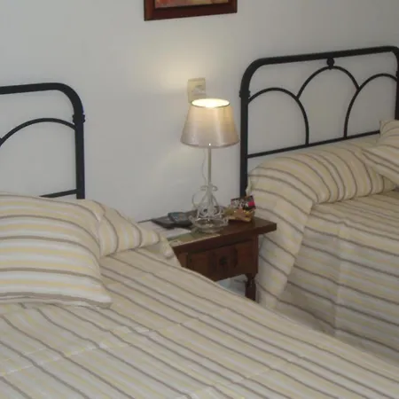 Hostal Alba Taruta-3