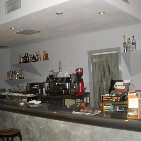 Hostal La Ponderosa-2