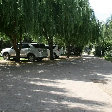 Indigo Moon Guesthouse-3