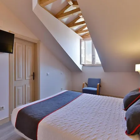 Hostal La Chata By Vivere Stays-2