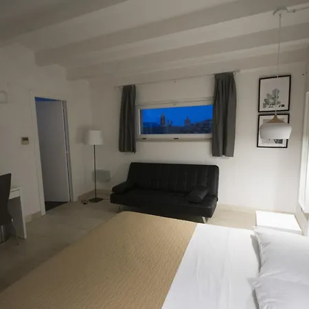 Palazzo Di Fazio Suites-3