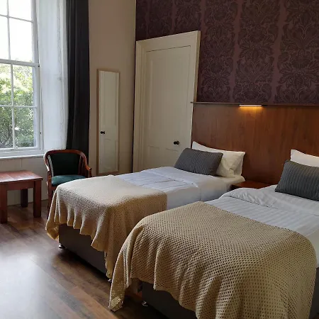 Dene Guest House, New Town-2