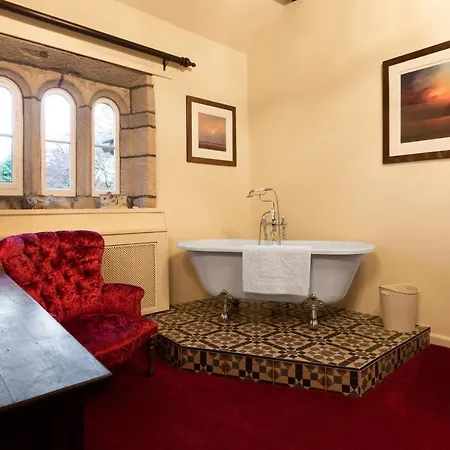 Hurstwood Hall-2