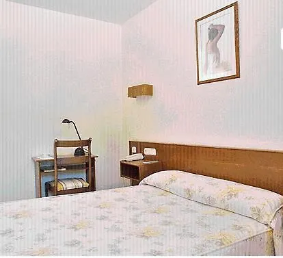 Hostal Lorentxo-2