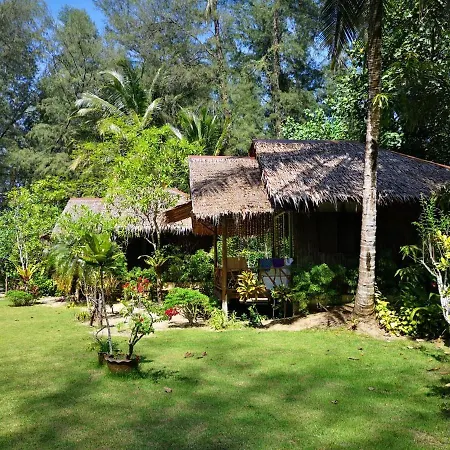Hapla Beach Cottage-2