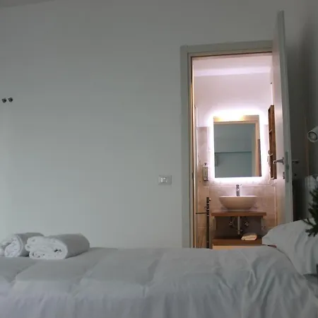 Roman Sunrise Rooms-2