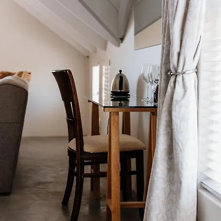 De Linden Boutique Guest House-3