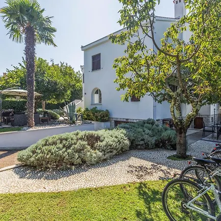 Apartments Bori-2