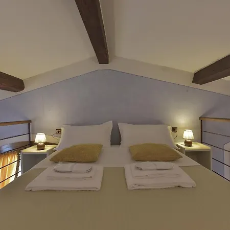 Sani Tourist House-2