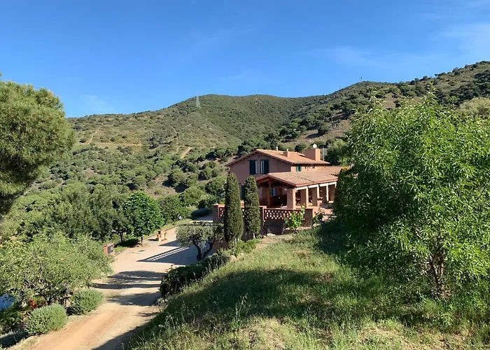 Can Ballús Bed&Breakfast Tiana