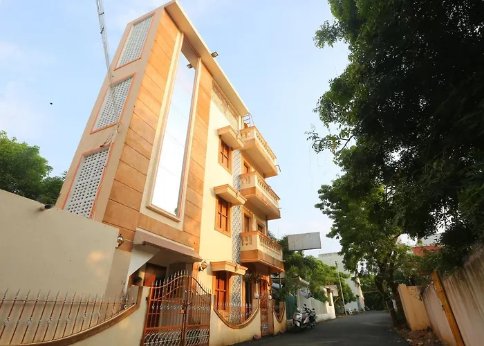 Le Apex Hotel Auroville