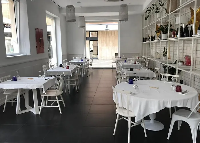 Acquapazza Restaurant&Room