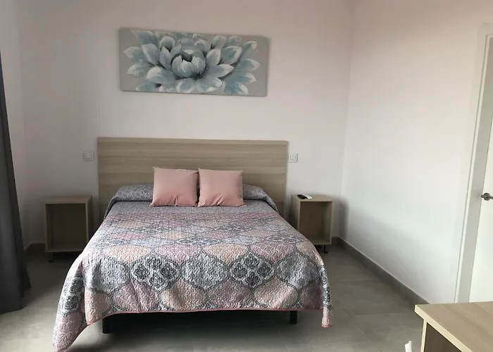 hostal la taurina