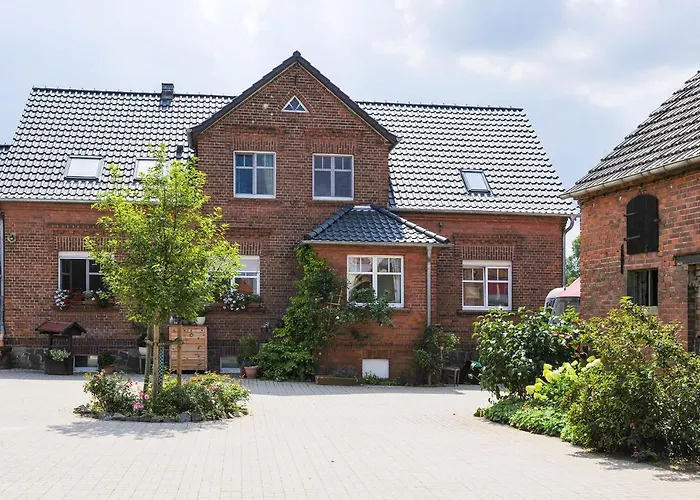 Gutshof Zum Adlernest