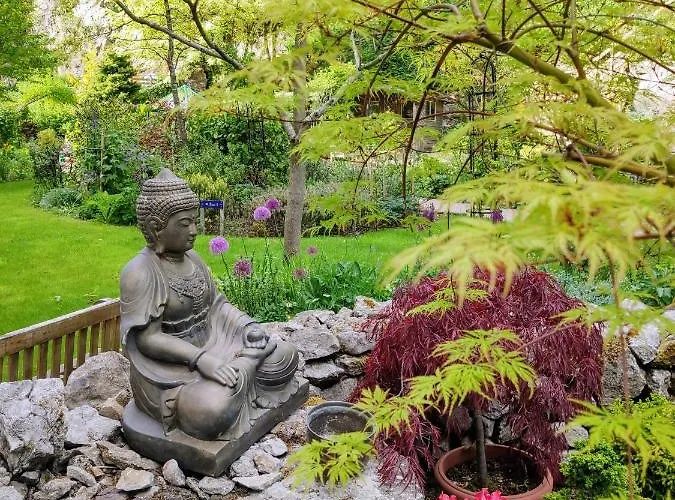Cascades Gardens