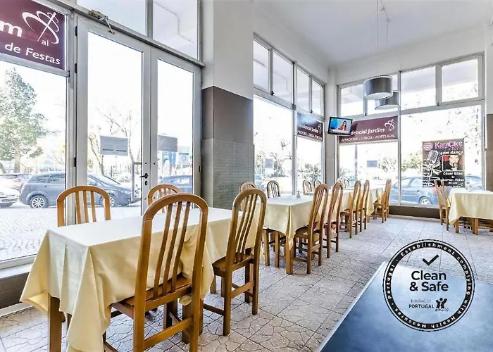 Hotel Residencial Jardim Da Amadora