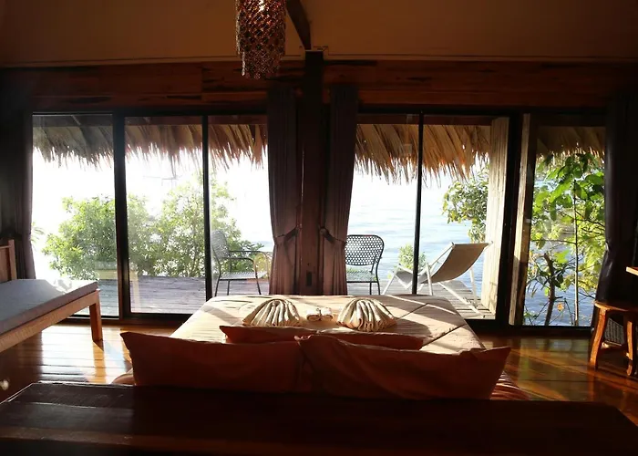 Wetlandcamp บ้านชายเล Phatthalung