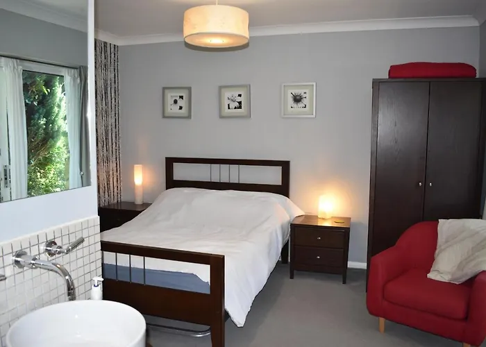 Middle Farm Villa B&B
